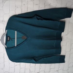 NWT Monrow super soft fleece v neck sweatshirt
